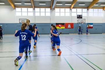 Bild 27 - Loewinnen Cup B-Juniorinnen